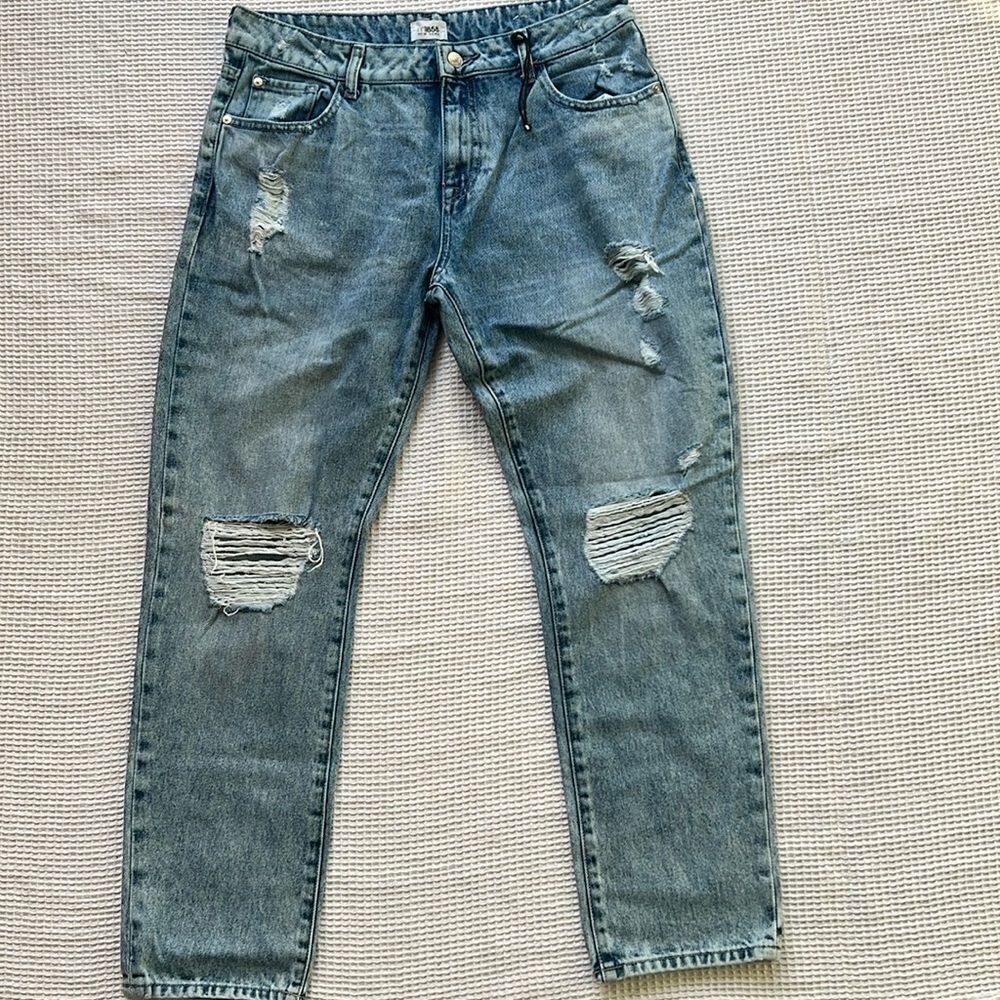 NWOT Women's m1858 New York Jasper Distressed Relaxed  Straight Leg Jeans 12/31